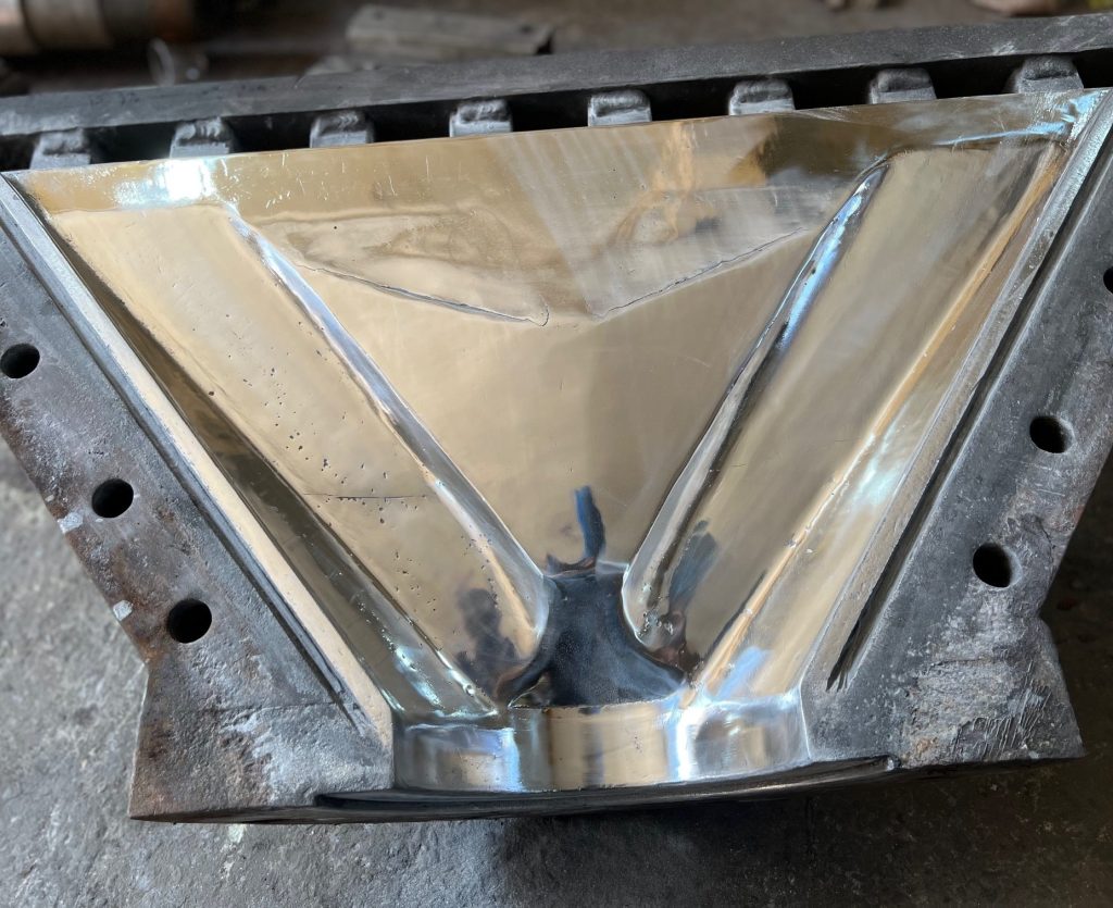 DIES HARD CHROME POLATING