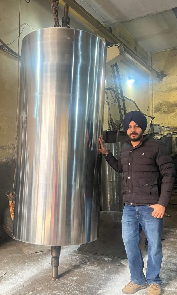 1000 mm dia roll hard chrome done by TAJINDERA ENTERPRISE